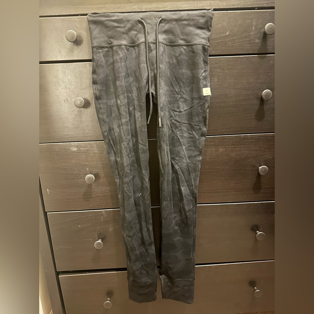 New vuori black camouflage leggings